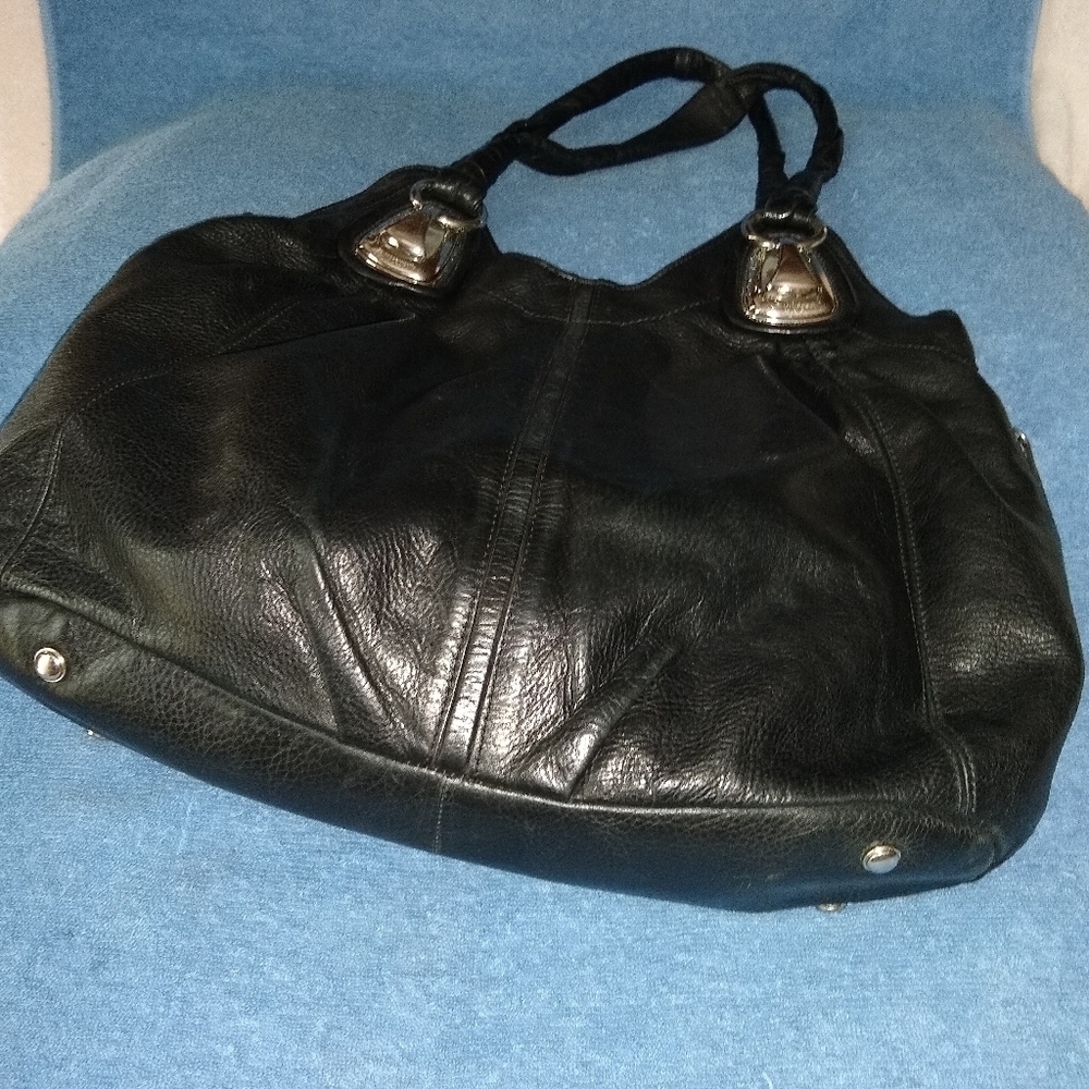 Bruce Makowsky soft leather shoulder bag.